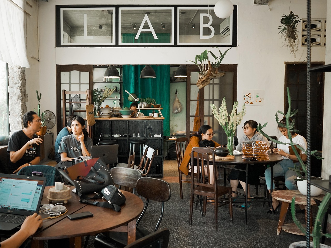 QQ实名账号：平阳项目代理记账平台